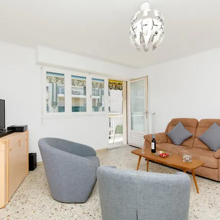 Soleil Vanille Yourhosthelper Cannes